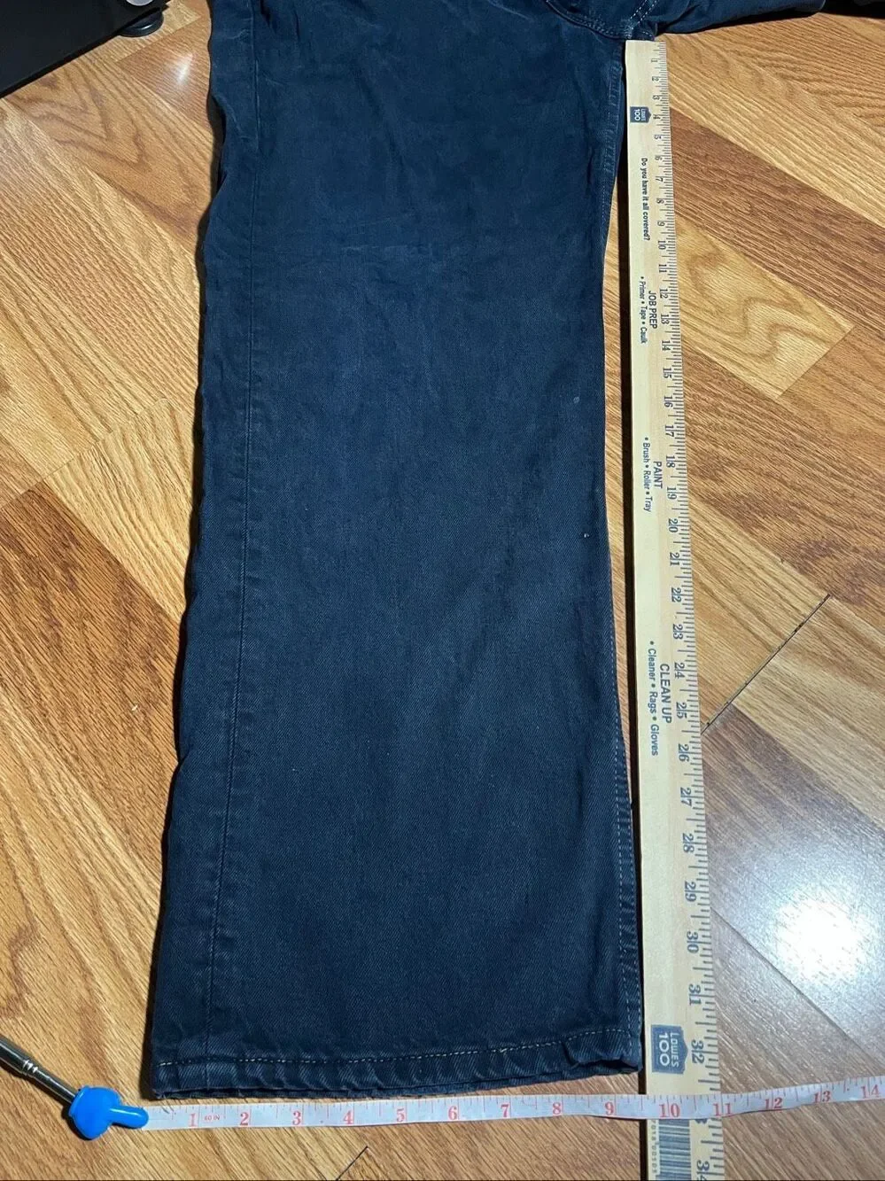 Vintage Levi’s 565 Loose Wide Leg USA Made Jeans 40x32